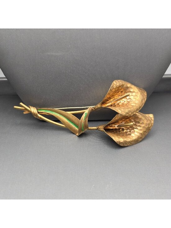 Estate Jewelry - Vintage Brass Calla Lily Brooch 4" Hammered Floral Pin Statement Piece